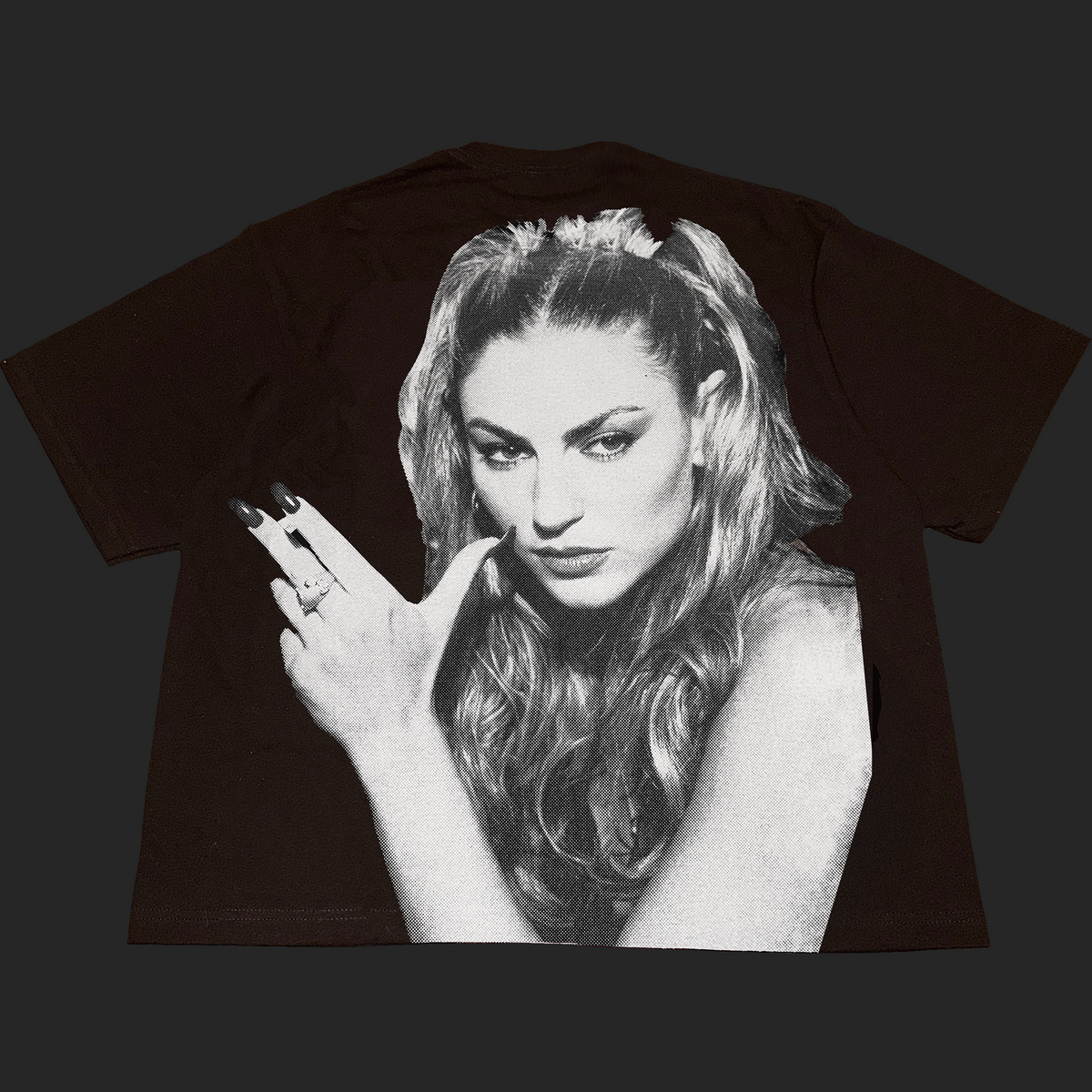 Adrianna Tee